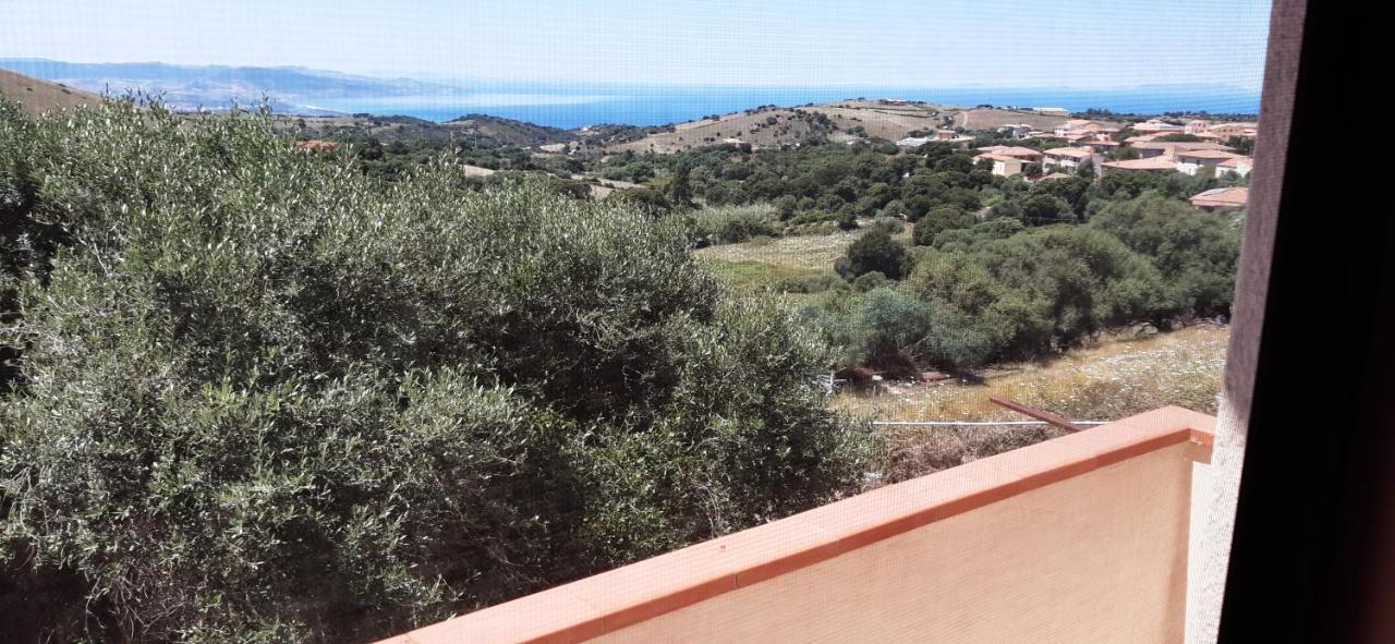 Casa Vacanza Costa Rossa Vista Mare Trinita d'Agultu e Vignola Exterior foto