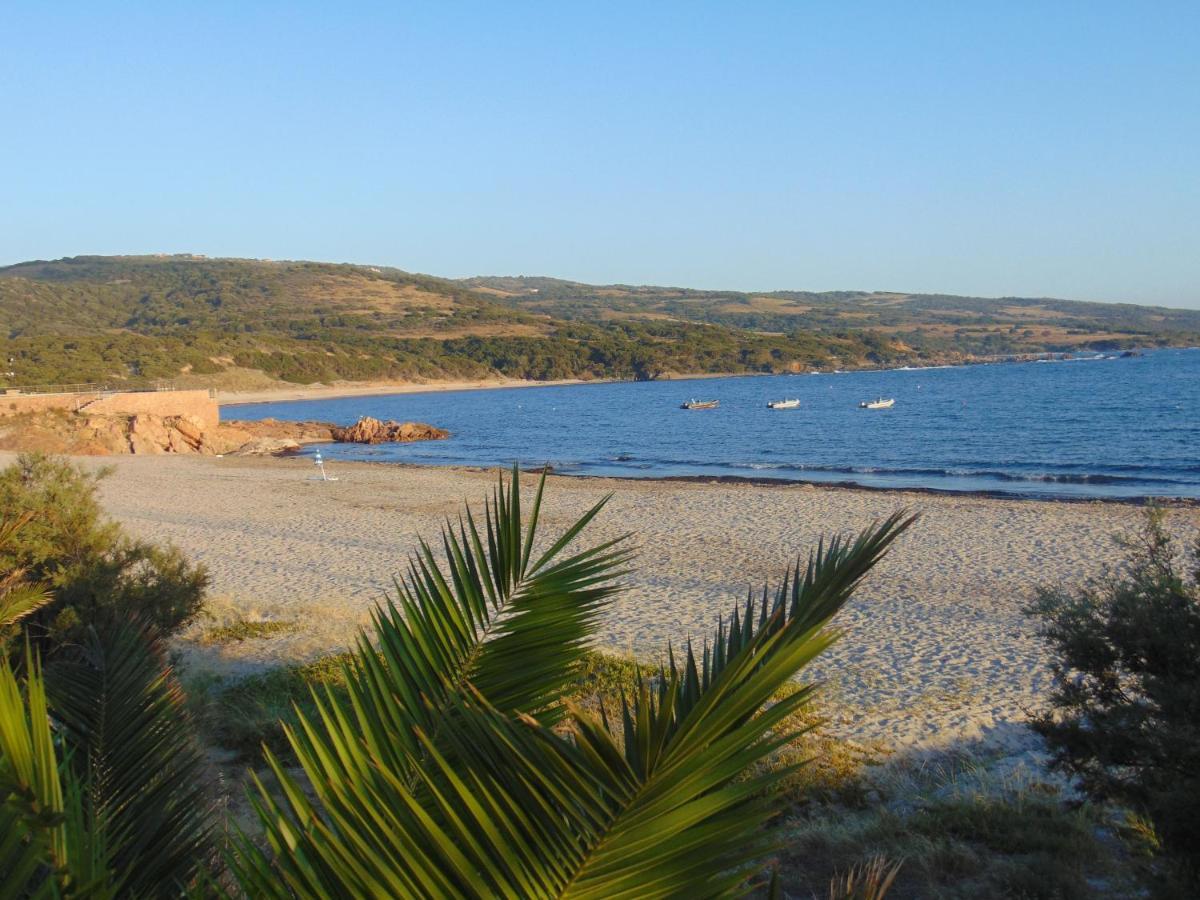 Casa Vacanza Costa Rossa Vista Mare Trinita d'Agultu e Vignola Exterior foto